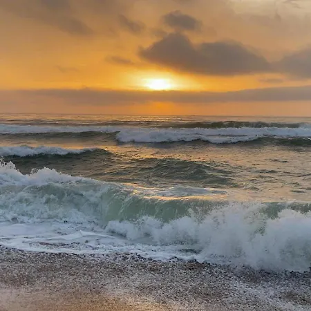 Kemp Happy Camp Mobile Homes In Iscrixedda 3*