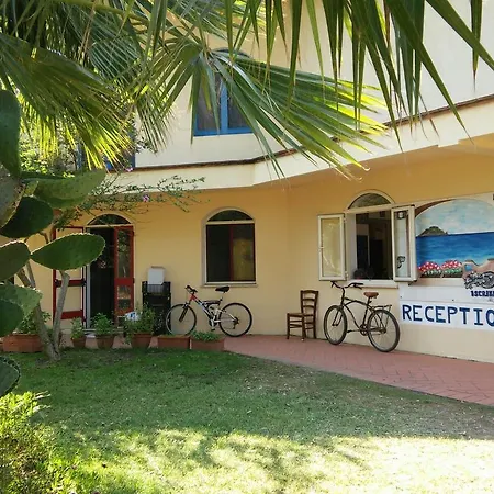 Happy Camp Mobile Homes In Iscrixedda Lotzorai