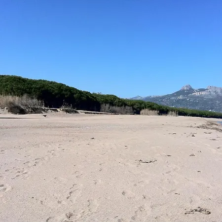 Happy Camp Mobile Homes In Iscrixedda 3* Lotzorai