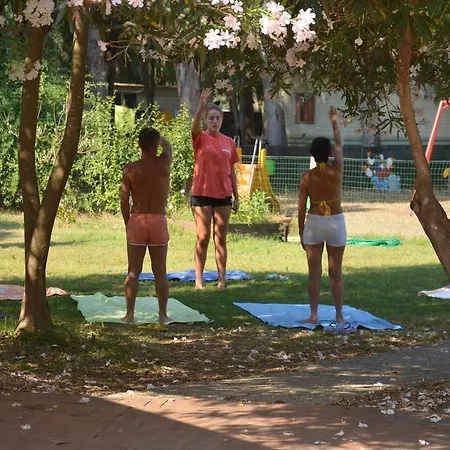 Kemp Happy Camp Mobile Homes In Iscrixedda Lotzorai